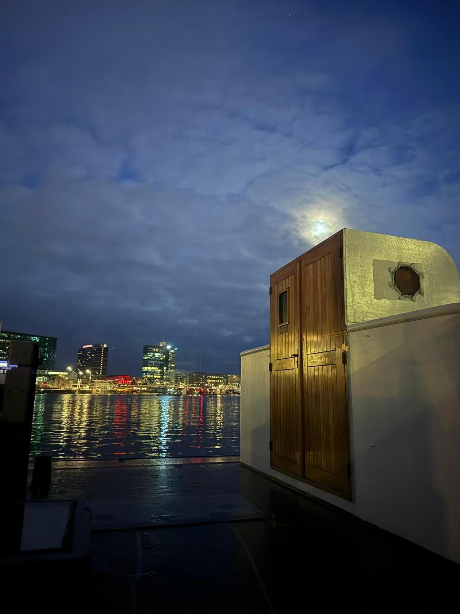 Houseboat-Amsterdam-Classic Esterno foto